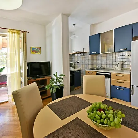 Nikola 3* Poreč